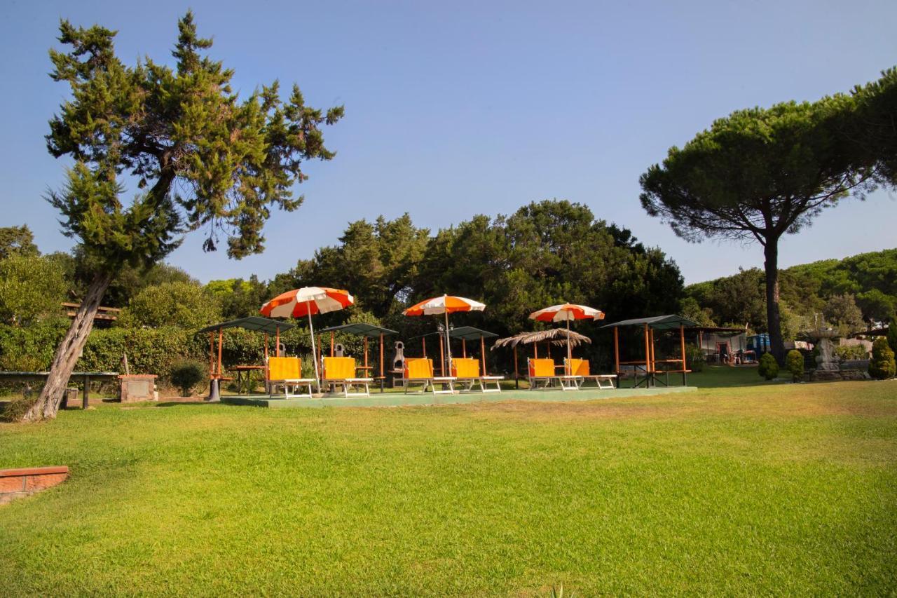 Le Rose Aparthotel Marina Di Bibbona