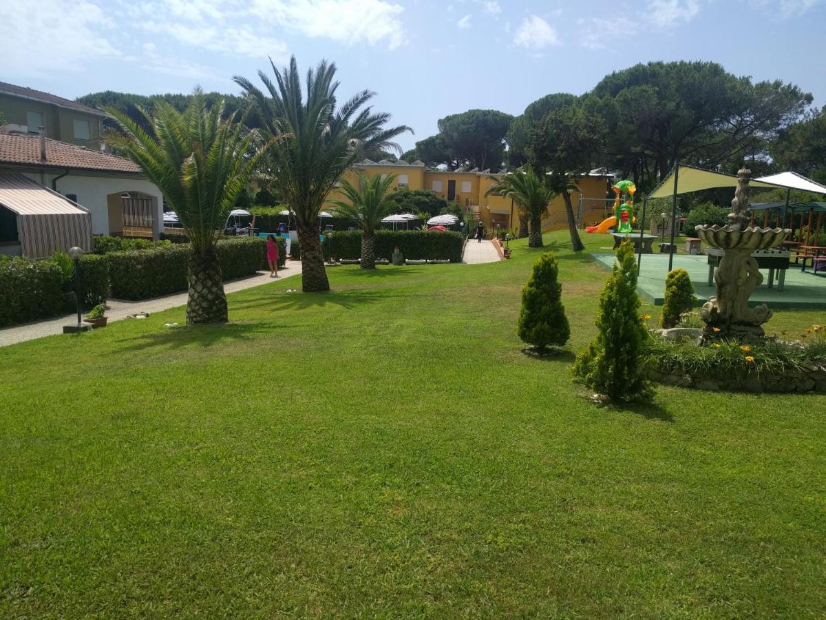 Aparthotel Le Rose 2*