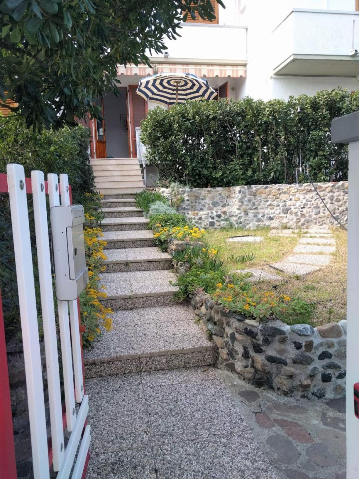 Le Rose Aparthotel Marina Di Bibbona