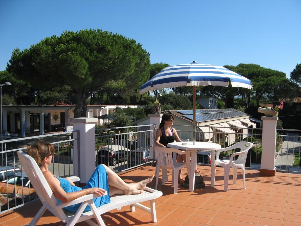 Le Rose 2* Marina Di Bibbona