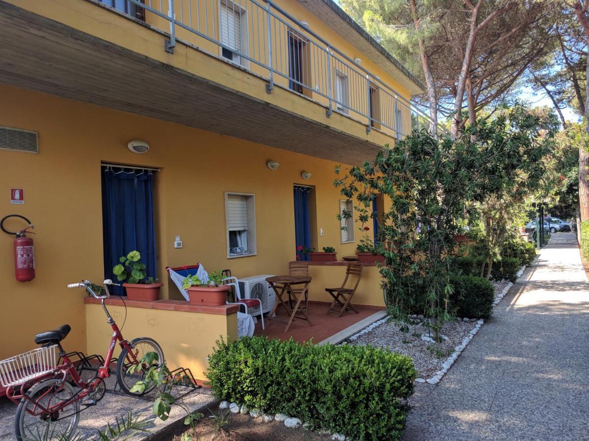 Le Rose Aparthotel Marina Di Bibbona