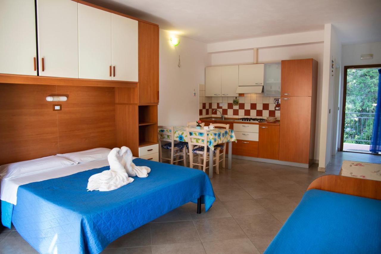 Aparthotel Le Rose 2*