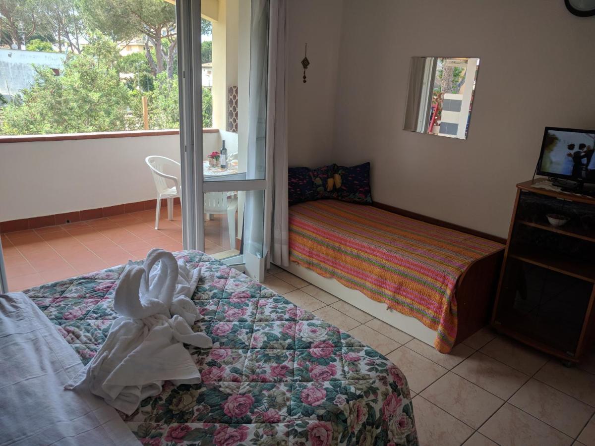 Le Rose Aparthotel Marina Di Bibbona