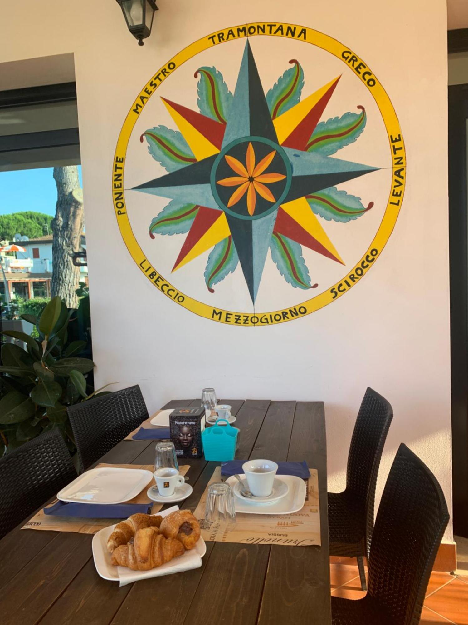 Aparthotel Le Rose Marina Di Bibbona